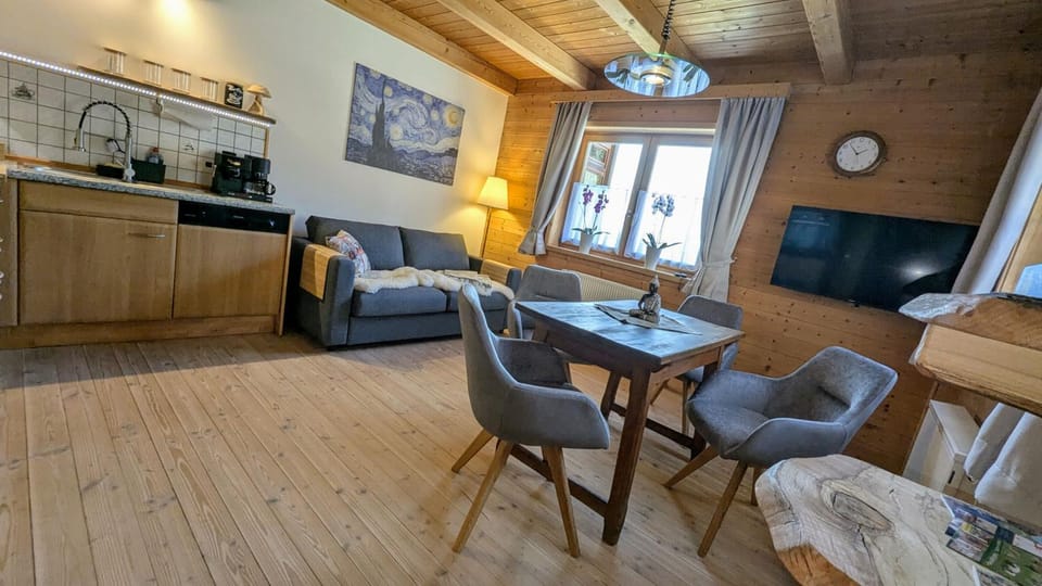 Kitchen or kitchenette, Living room, Dining area