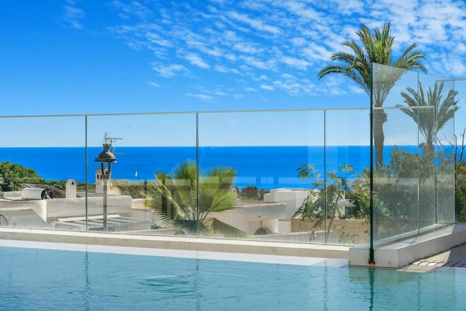 Apartamento de Lujo con Vista al Mar Apartment in Marbella