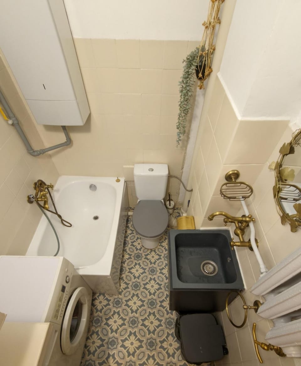 Toilet, Bathroom, Bath, washing machine
