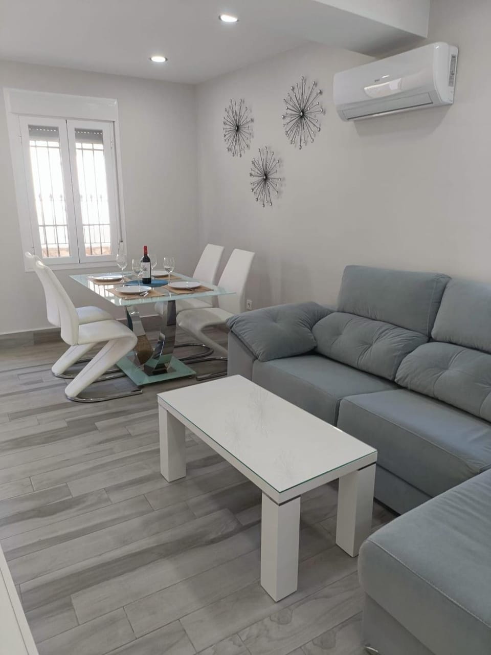 Seating area