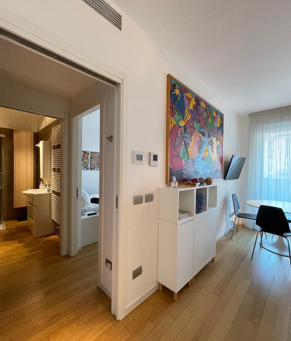 Living room, Photo of the whole room, Seating area
