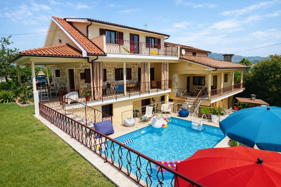 Property building, Patio, Spring, Day, Garden, Garden view, Pool view, Swimming pool, sunbed