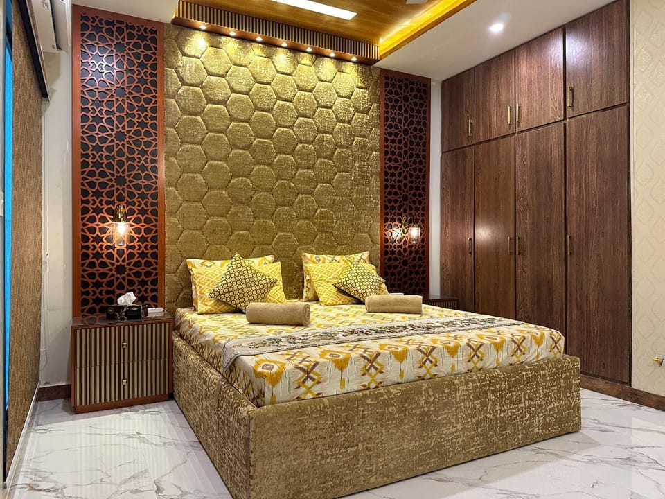 Bed, Photo of the whole room, Bedroom, wardrobe