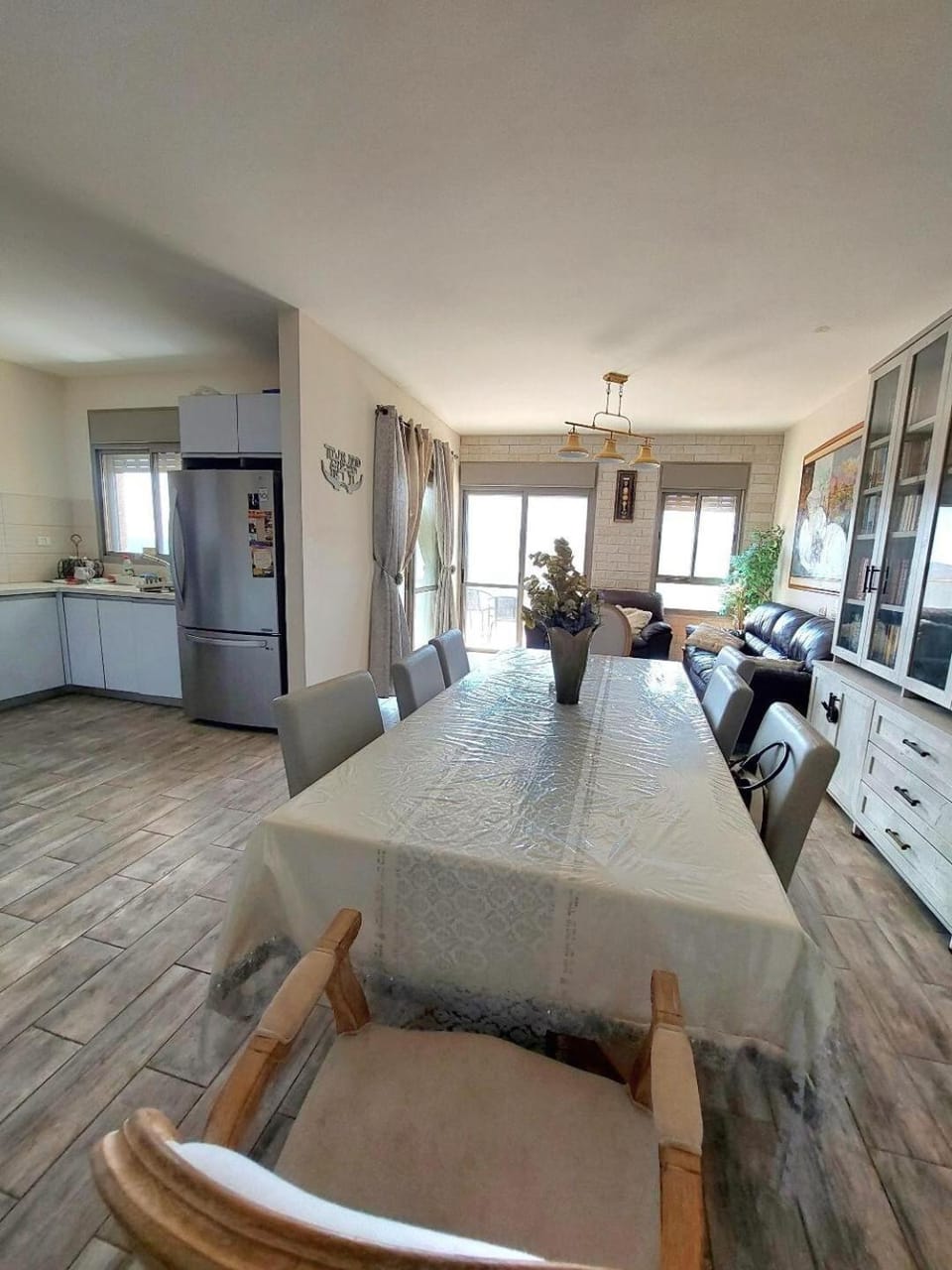 Kitchen or kitchenette, Living room, Dining area