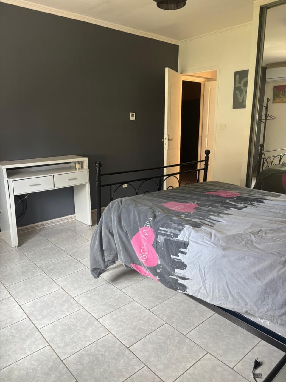 Suite lit double Vacation rental in Occitanie