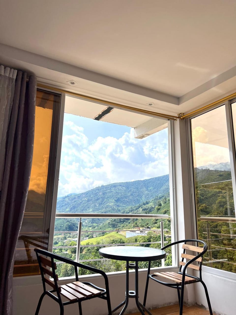 Landmark view, Mountain view