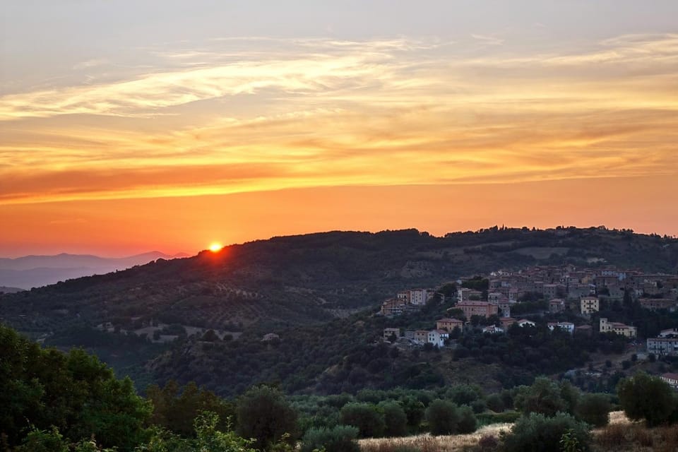 Neighbourhood, Sunset