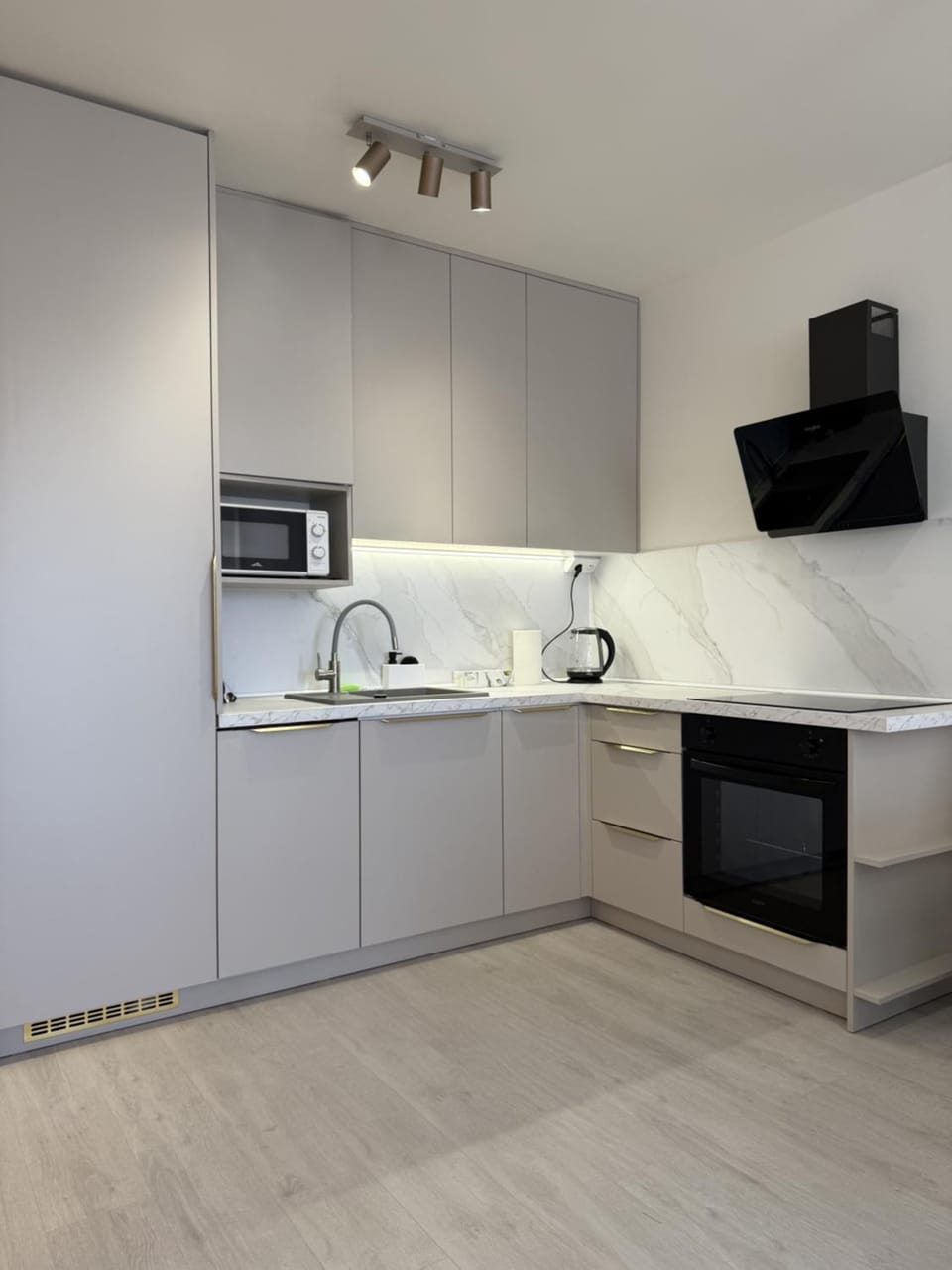 Kitchen or kitchenette, stove