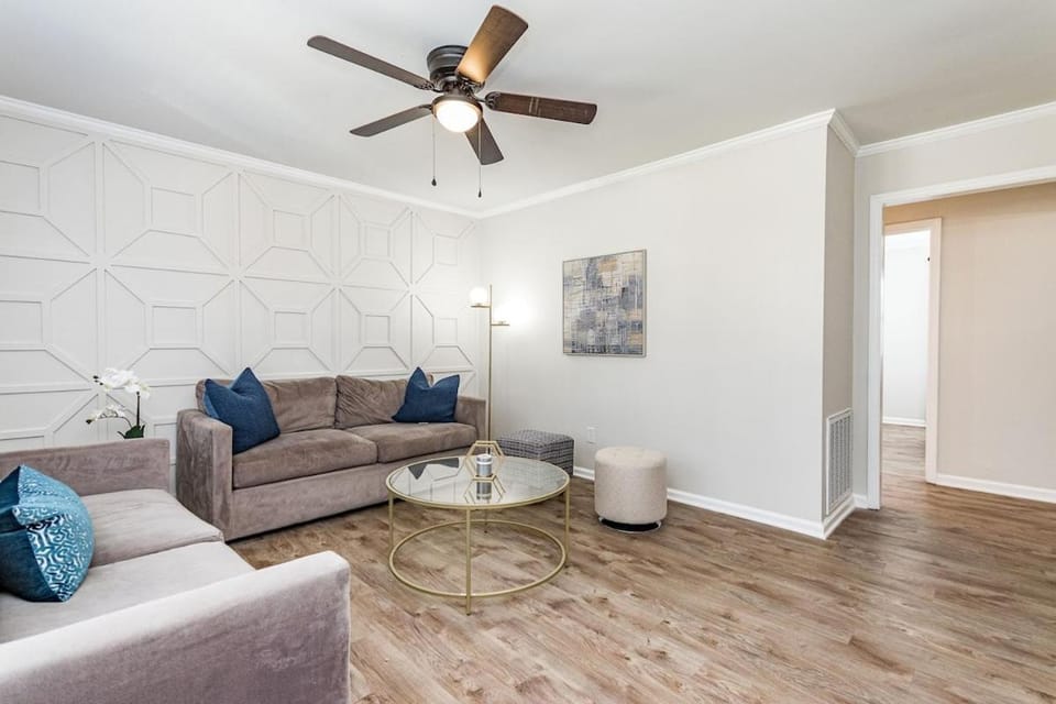 Raleigh house w master suite - 4min to Fenton House in Cary