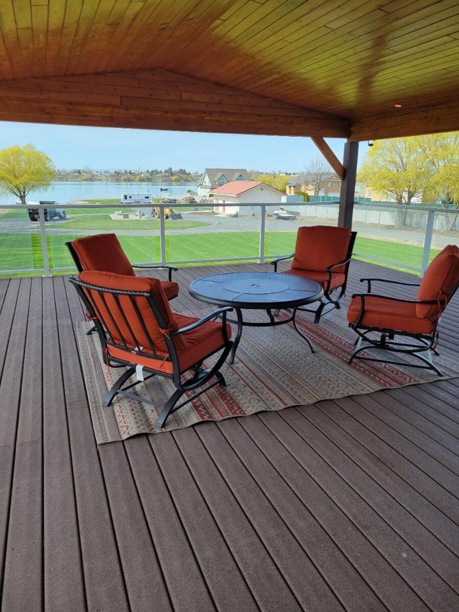 Patio, Day, View (from property/room), Balcony/Terrace, Seating area