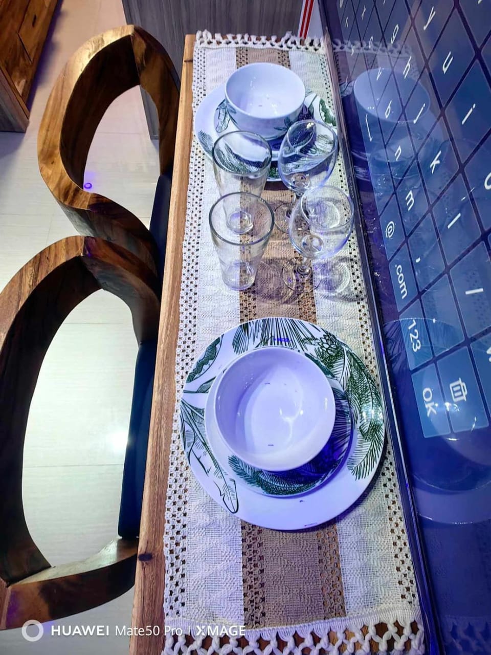 Food and drinks, Dining area, Drinks