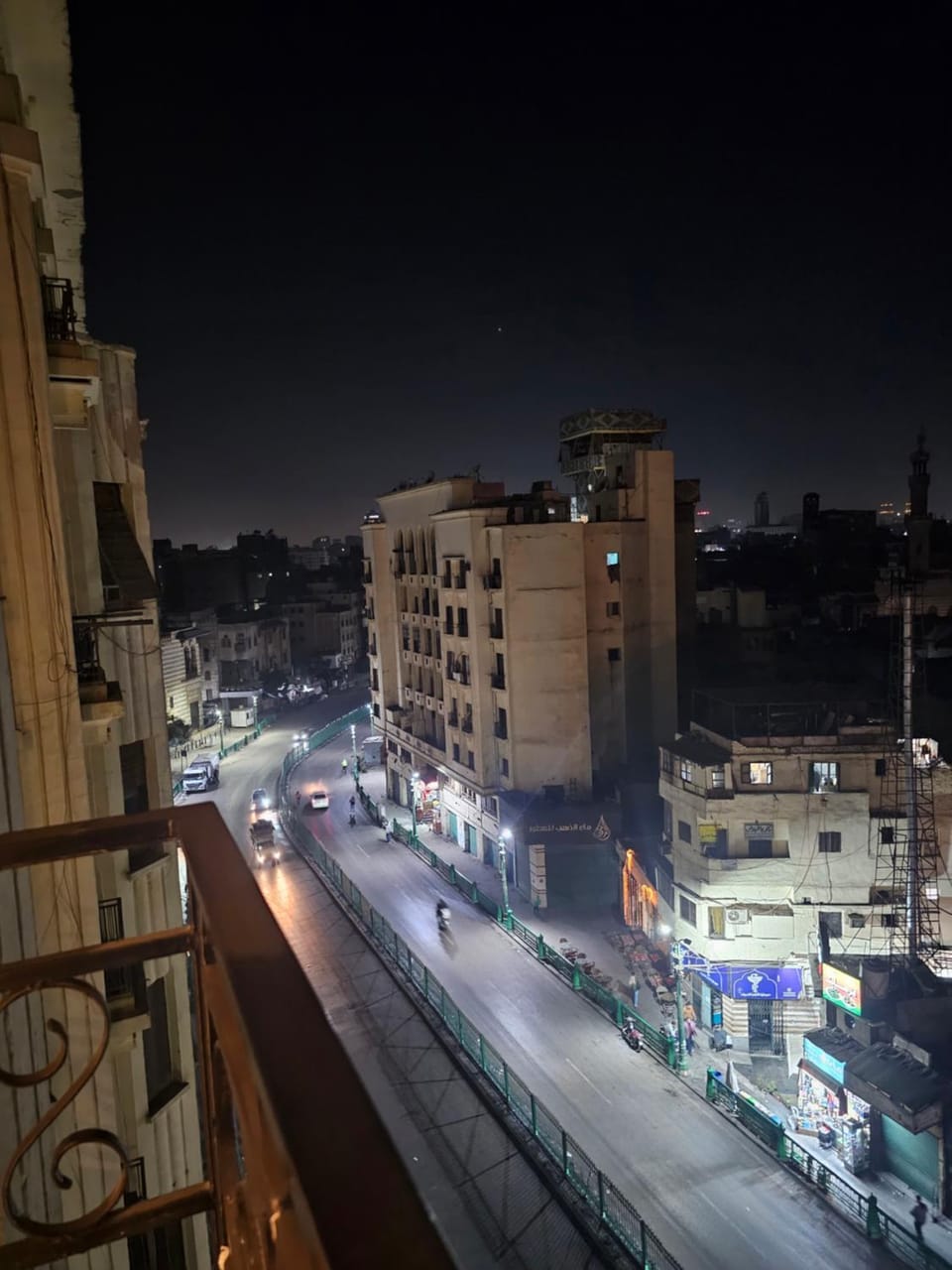 Neighbourhood, Street view