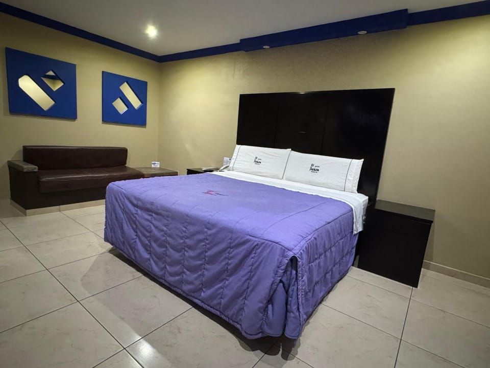 Motel El Peñon Hotel in State of Sinaloa