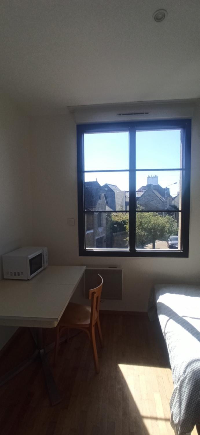 Near Train Station Vacation rental in Rennes