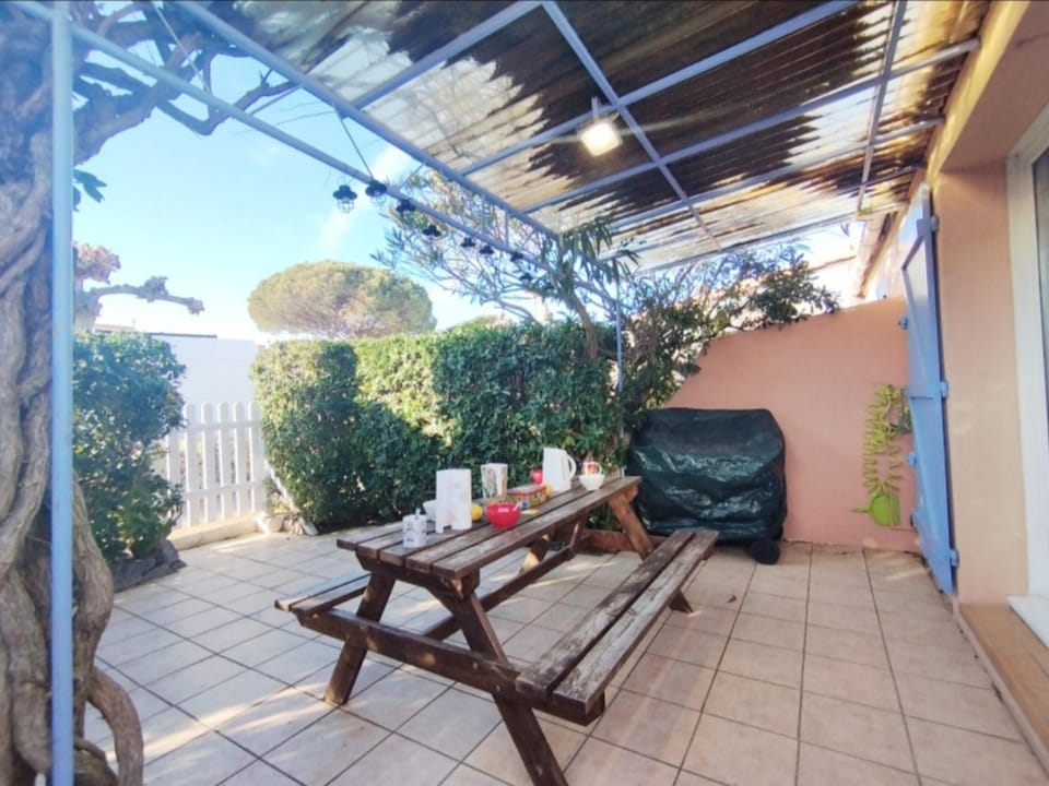 Villa T2 Mezzanine - 6 Pers - Parking, Piscine, Clim - FR-1-795-55 Villa in Fleury