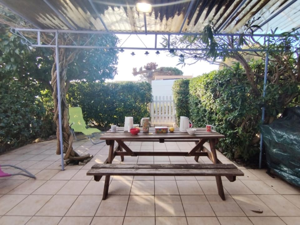 Villa T2 Mezzanine - 6 Pers - Parking, Piscine, Clim - FR-1-795-55 Villa in Fleury