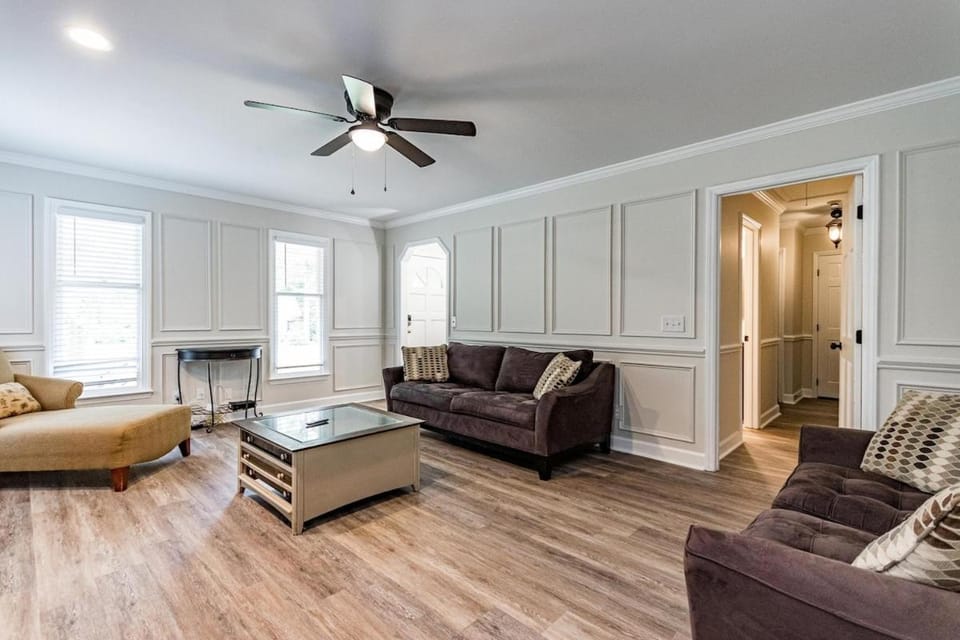 Beautiful recently updated 3bed and 2bath ranch House in Fuquay-Varina
