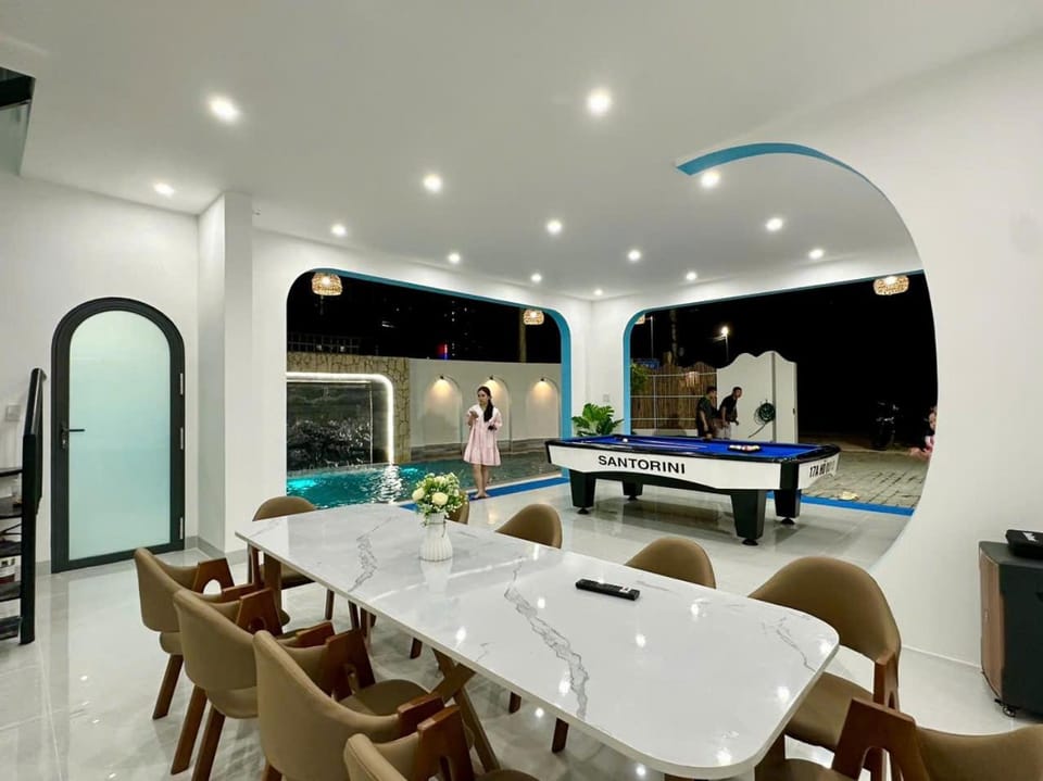 Karaoke, Nightclub / DJ