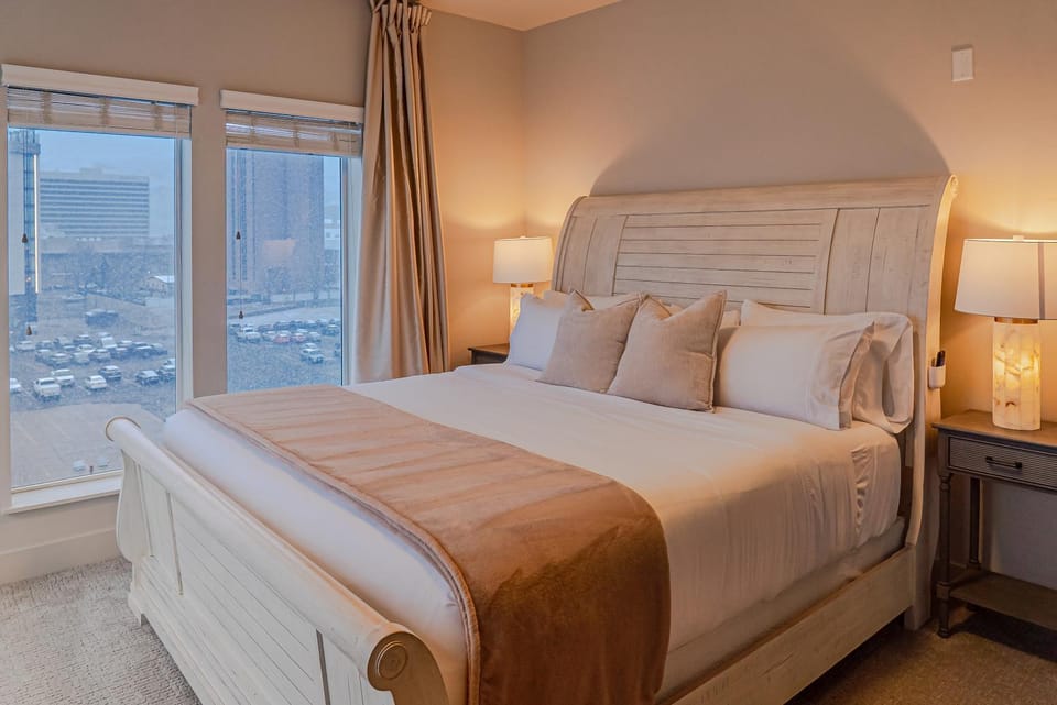 Bed, Bedroom