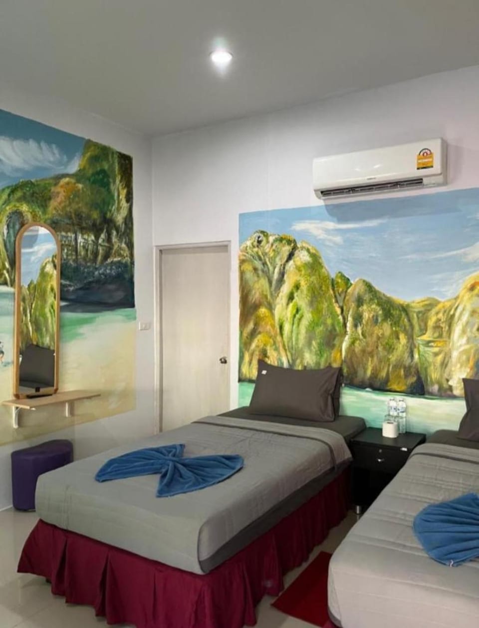 Reggaein Capsule hotel in Krabi Changwat