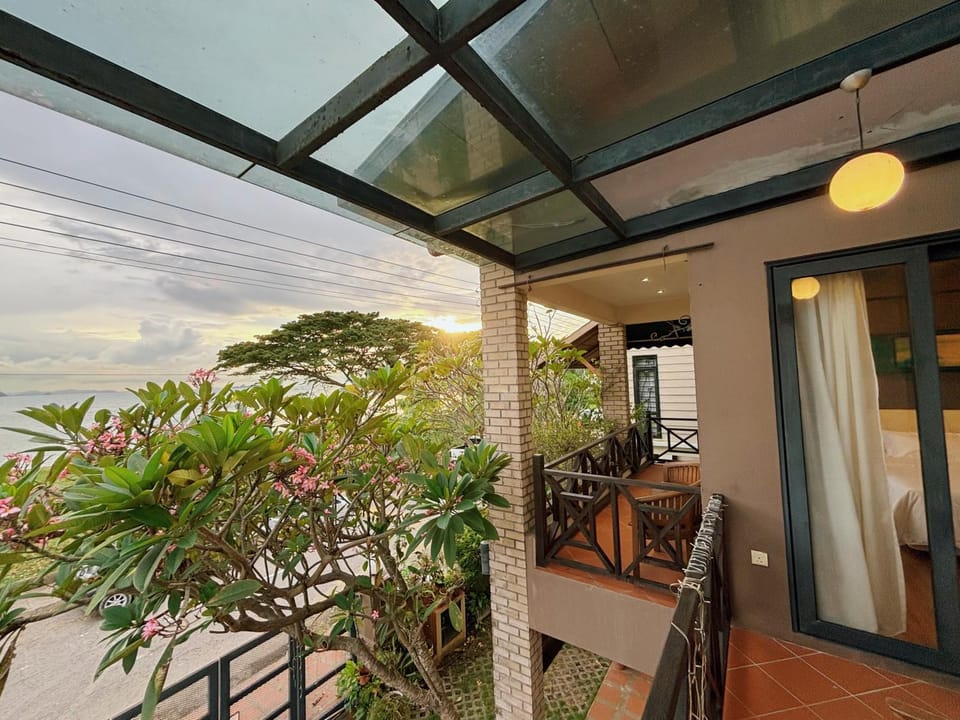 Ocean Villa - Private Pool House with Sea View House in Sabah