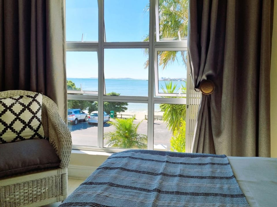 Bed, View (from property/room), Bedroom, Sea view