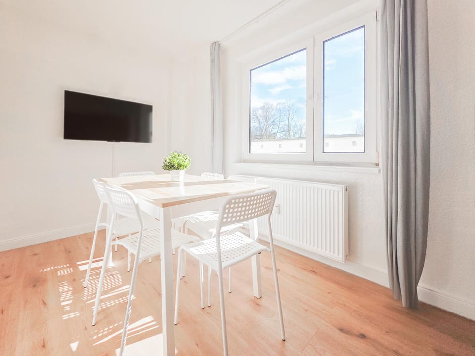 TV and multimedia, Dining area, heating