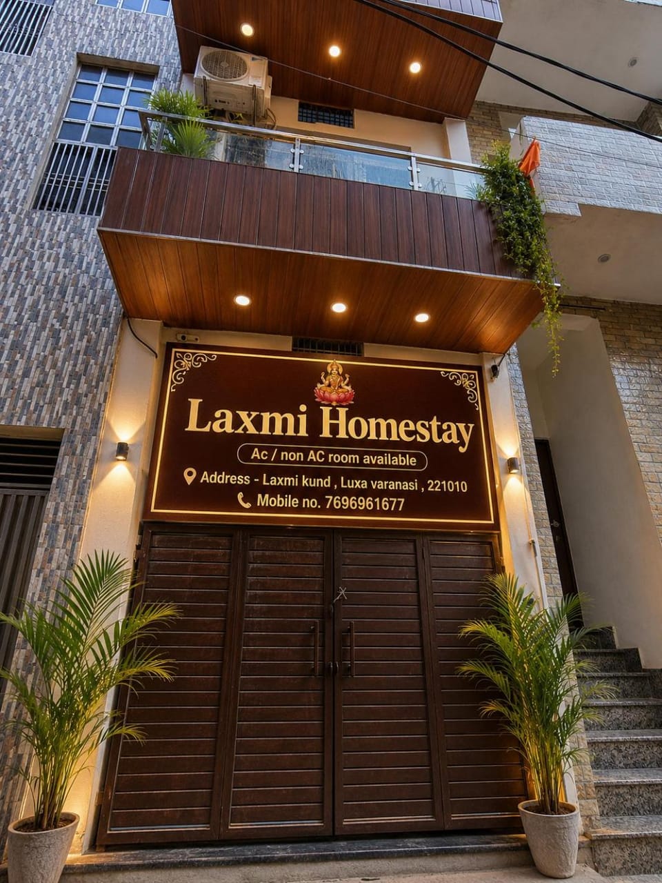 Laxmi Homestay 10 min walk from Kashi Vishwanath temple Vacation rental in Varanasi
