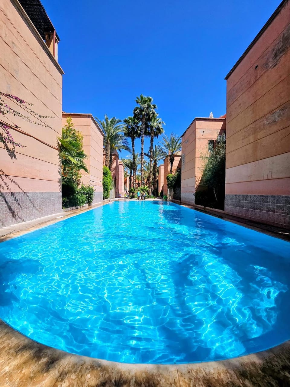 Swimming pool