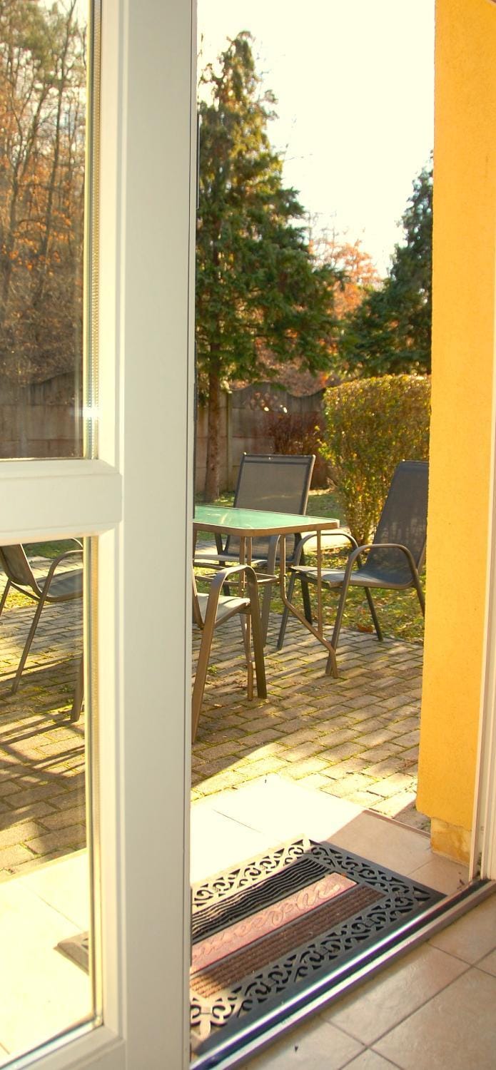 Patio, Garden, Balcony/Terrace