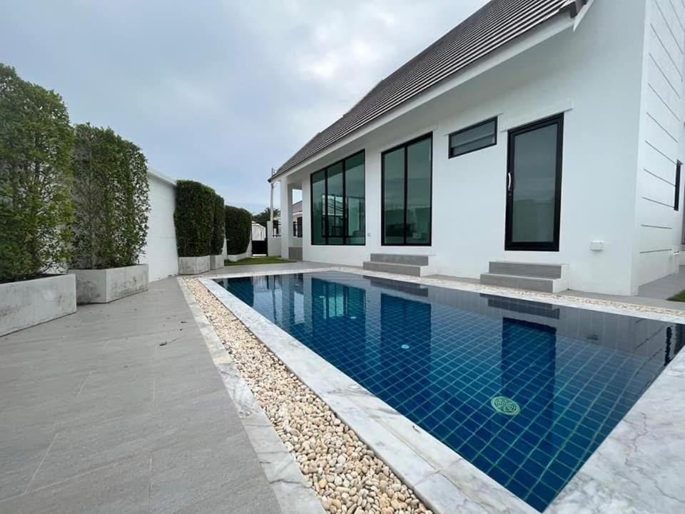 Admiral Bangsaray Pool Villa Villa in Chon Buri Changwat