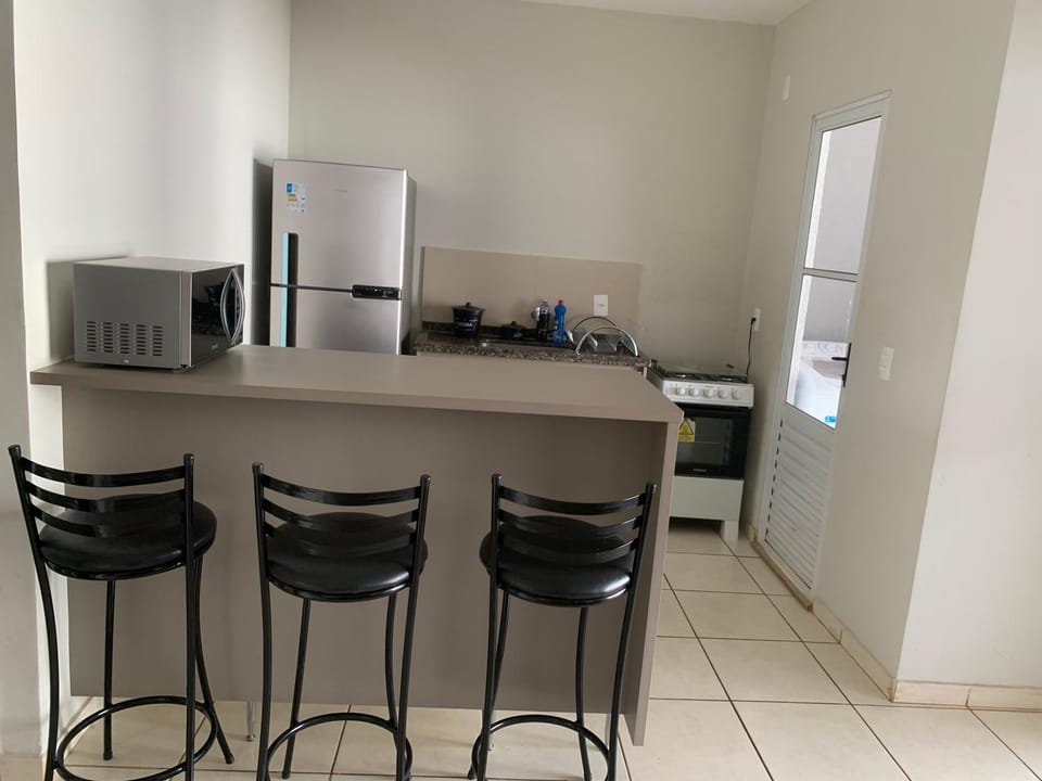 Kitchen or kitchenette, Dining area, oven, pet friendly, stove
