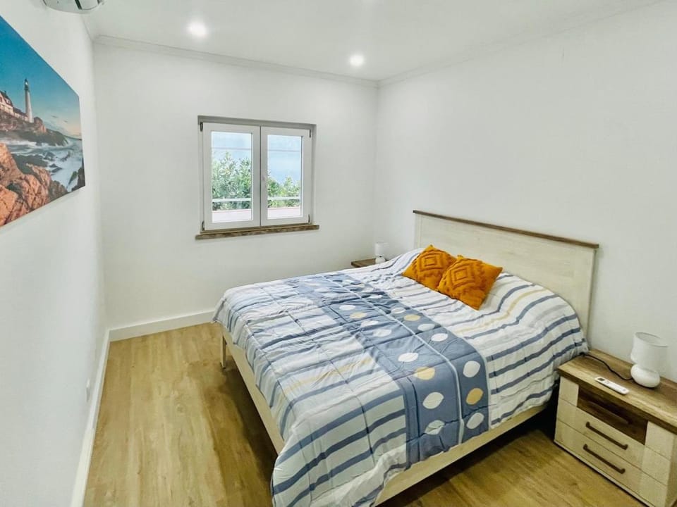 BrisaMarVilas Sea view, 5 min Walk to Town & Beach 12e13 House in Albufeira
