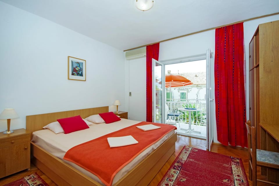 Villa Antonia Bed and Breakfast in Baška Voda