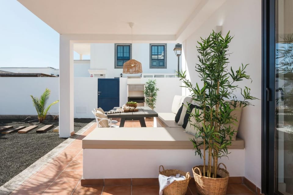 Day, BBQ facilities, Garden