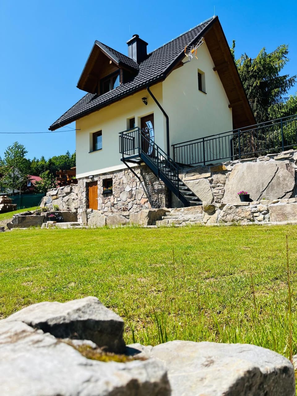 Seating area, Mountain view