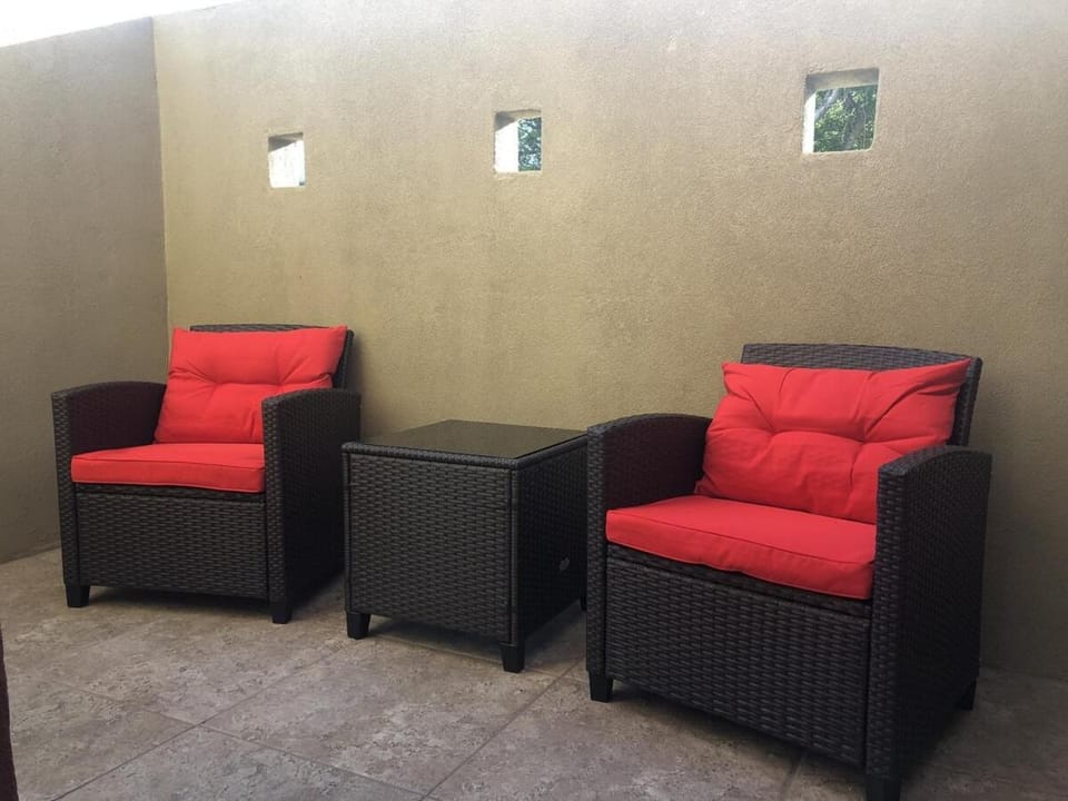 Relax & Enjoy In Our Spacious Townhome Getaway B Apartment in Pharr