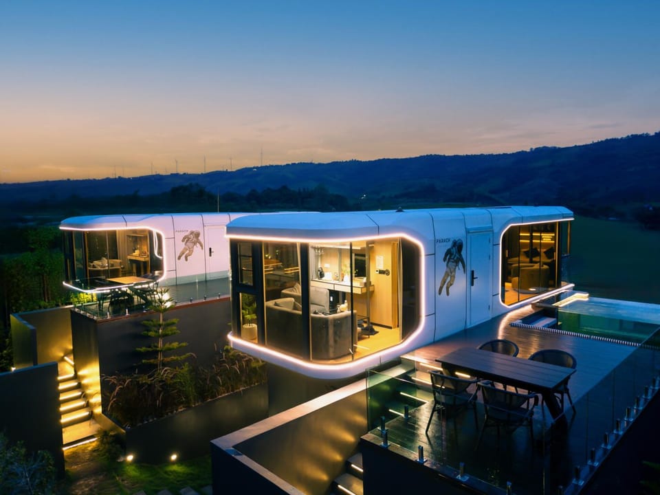 PARACH RESORT KHAOKHo Hotel in Laos