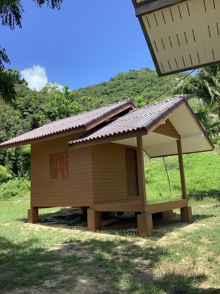 ปุณยวีร์โฮมสเตย์ Bed and Breakfast in Koh Samui