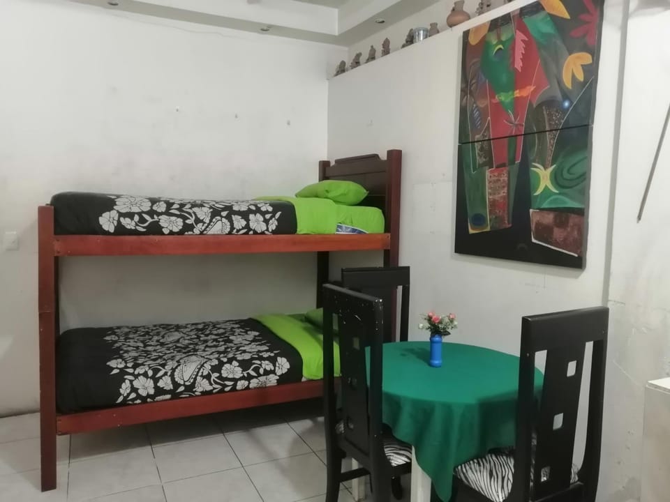 Escocie - Quito Inn in Quito