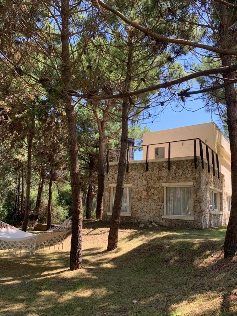 Piquis House in Buenos Aires Province