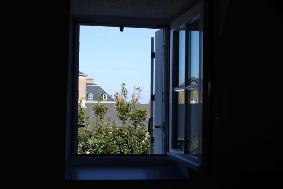 Property building, Day, View (from property/room), View (from property/room), City view, City view, Garden view, Garden view