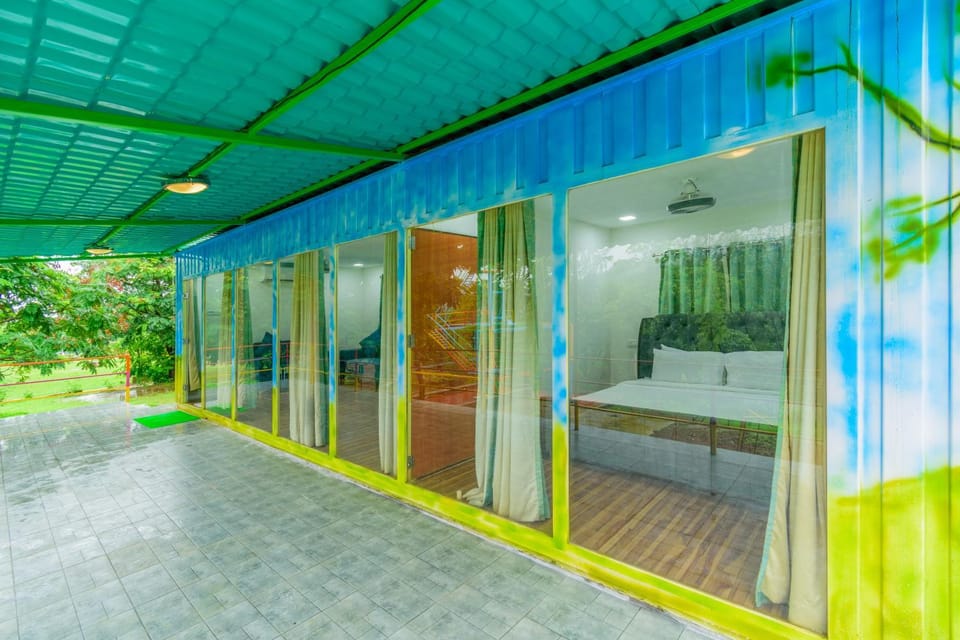 Bathroom, Seating area