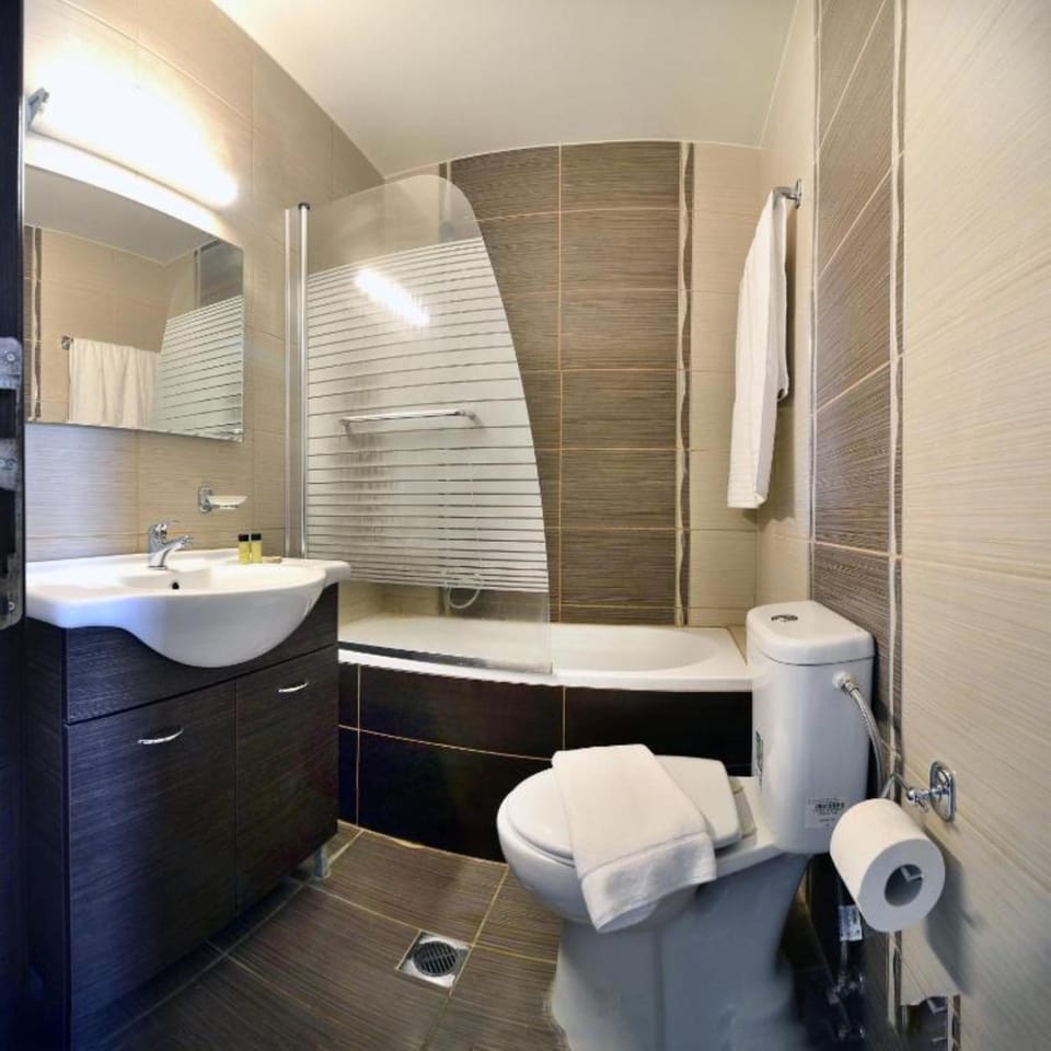 Carisa Suites and Apartments Hotel in Crete