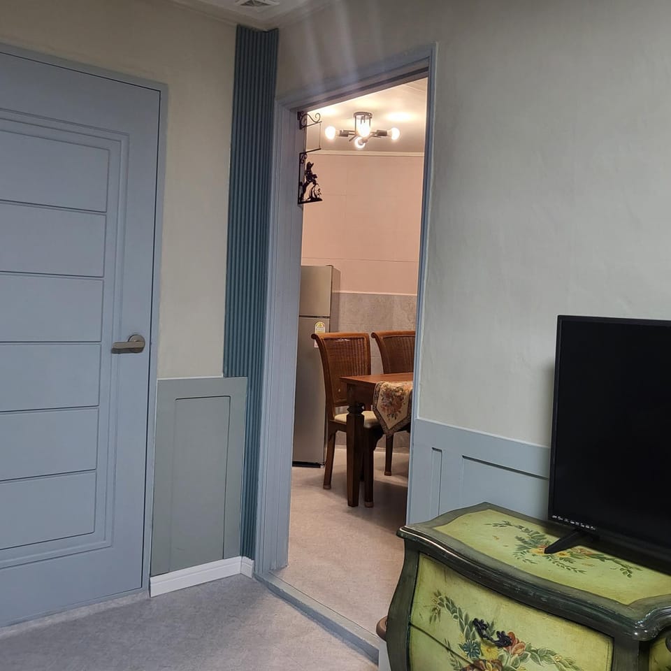 Living room, Seating area, Internal: Not applicable to any particular room