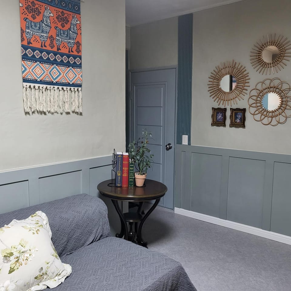 Living room, Internal: Not applicable to any particular room