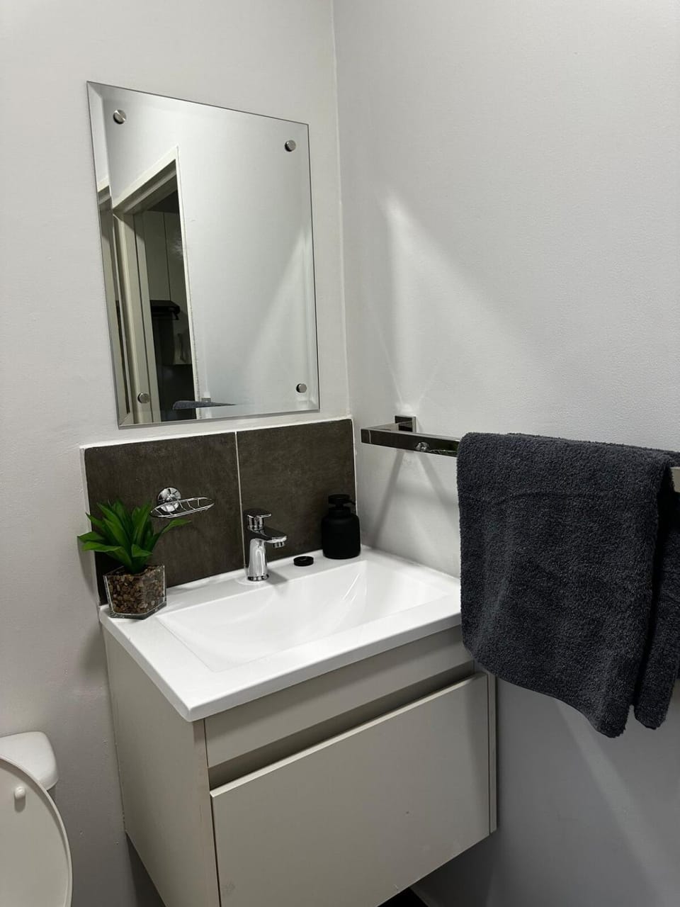 Sarona Studio Apartment A207 Apartment in Africa