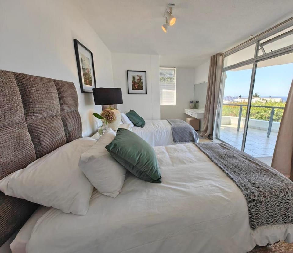 Bedroom, Sea view
