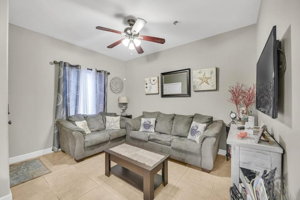 Center Entertainment District Paradise at Pike St Apartment in South Padre Island