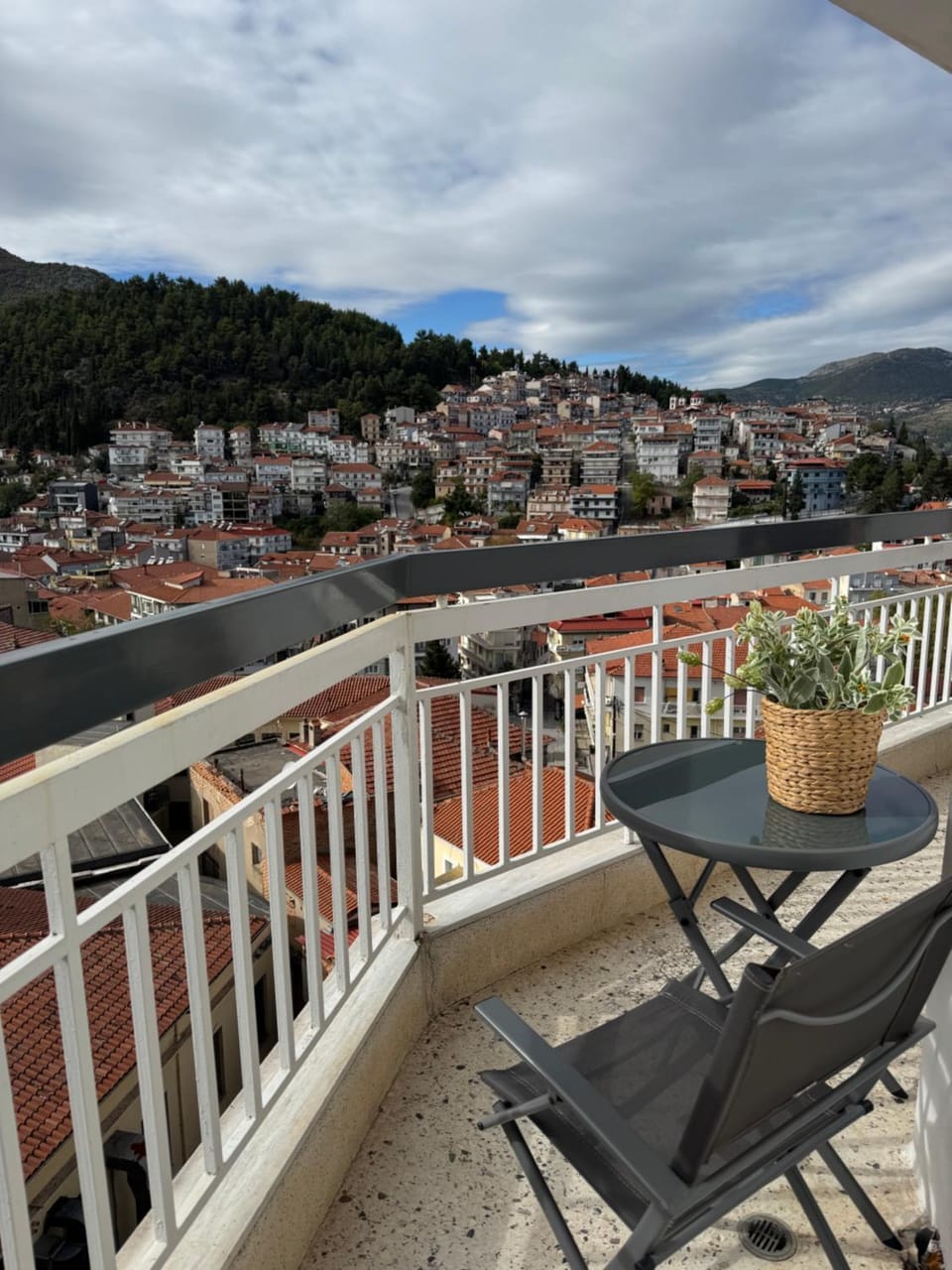 Patio, Day, Natural landscape, View (from property/room), Balcony/Terrace, City view, Mountain view
